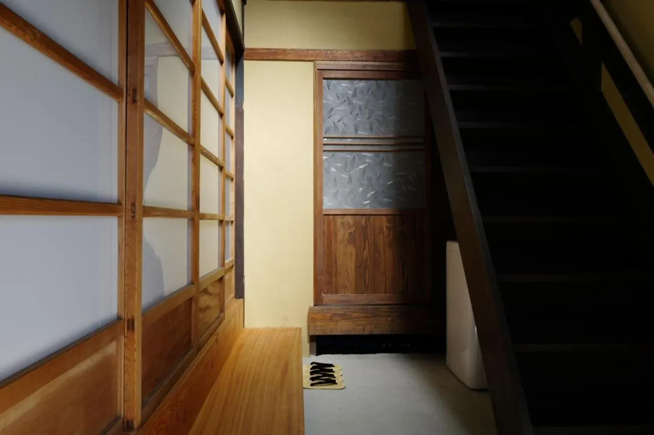 Honmachi-Shin North Villa Kyoto 0*,  Japan